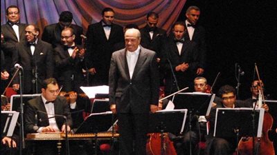 أعمال كارم محمود والكحلاوي ومكاوي مع الإنشاد بمسرح الجمهورية