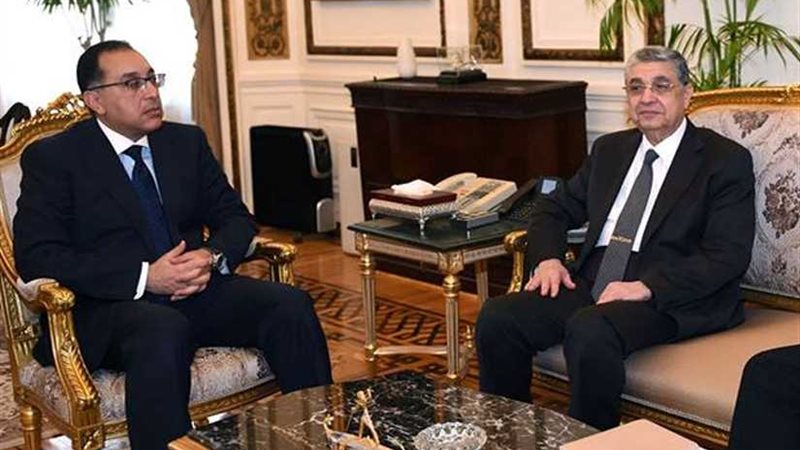 رئيس الوزراء يُتابع