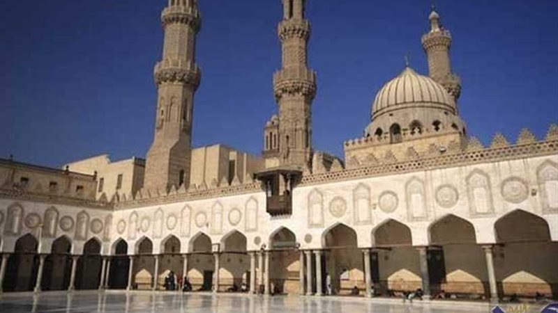 الأزهر يدين إغلاق