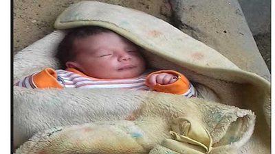 العثور على طفلة عمرها شهر بمزلقان كوبري شنودة بطنطا