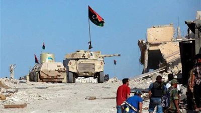 الجيش الليبي يسيطر على حقل 