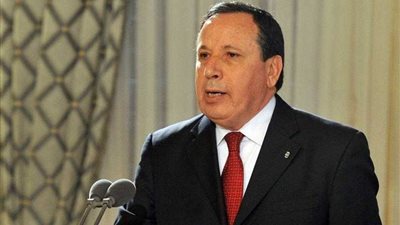 وزير الخارجية التونسي يرحب باستضافة بلاده 