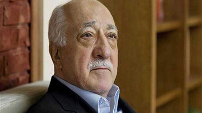 تركيا تأمر باعتقال 295 فردا من الجيش للاشتباه في صلتهم بفتح الله جولن