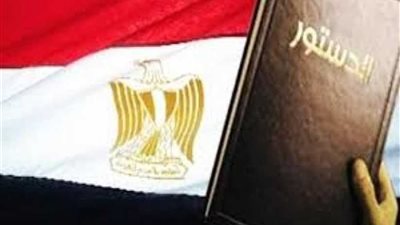 العاملون بـ