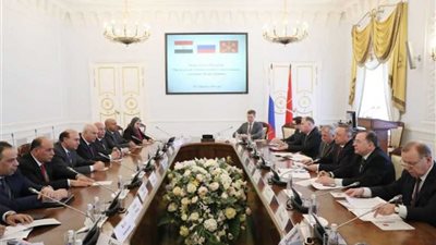 مميش يعلن زيارة شركات روسية للمنطقة الاقتصادية