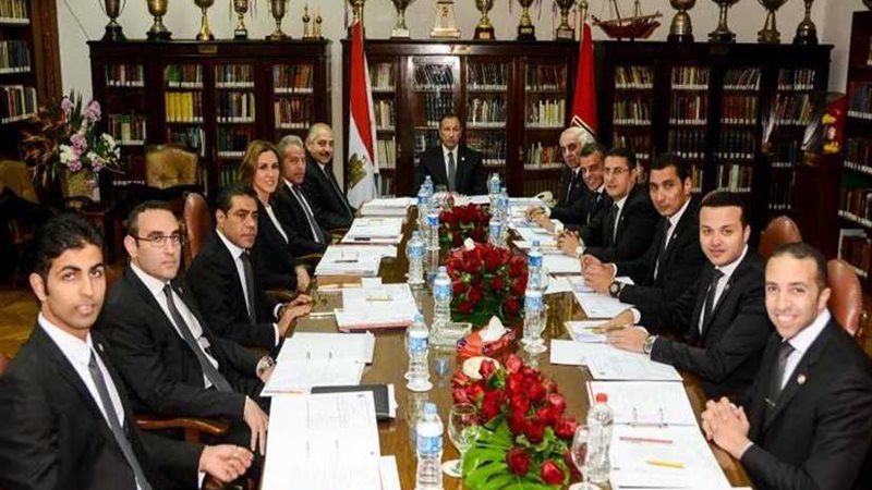 الأهلي يعاند الجبلاية