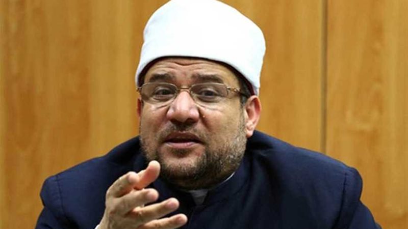 وزير الأوقاف يطالب