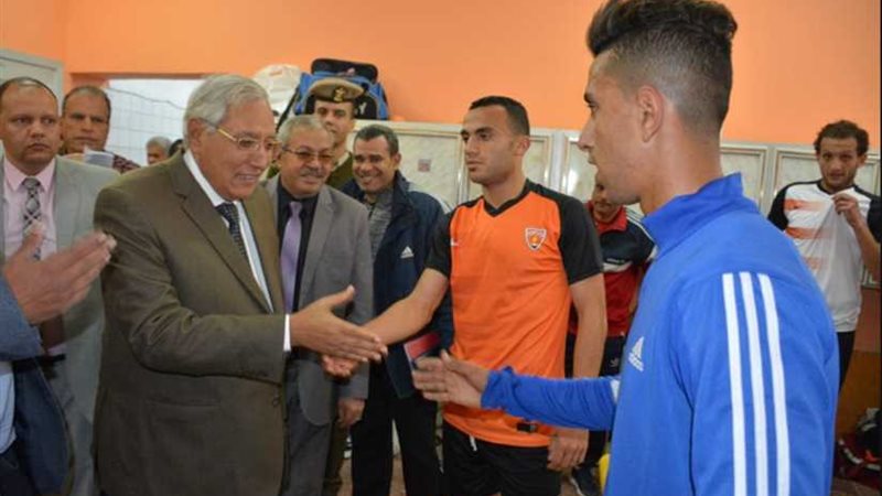 محافظ الدقهلية يرصد