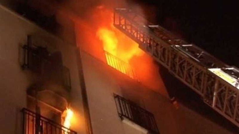 إصابة ٣ أشخاص إثر