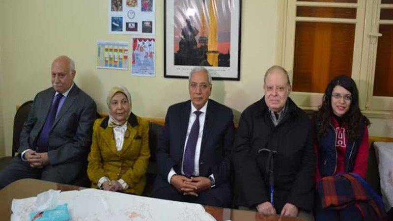 شاروبيم: سيرة فخر