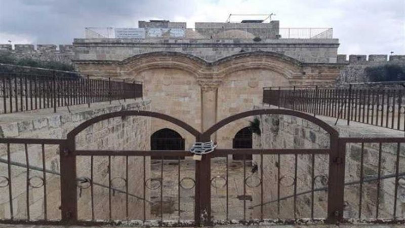 بعد إغلاقه لـ 16