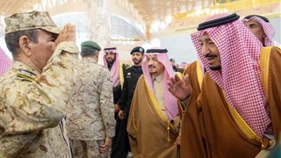 خادم الحرمين الشريفين يغادر المملكة للمشاركة في القمة العربية الأوروبية بشرم الشيخ