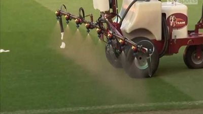 رش ملعب مانشستر يونايتد 