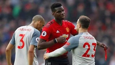 ليفربول يتعادل أمام مانشستر يونايتد ويتربع على قمة البريميرليج