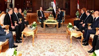 الصفحة الرسمية للخارجية العراقية تُبرز الاستقبال المصري لرئيسهم