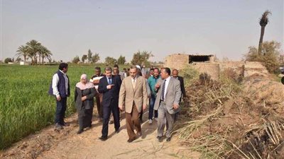 محافظ أسيوط يتفقد مزرعة المحافظة بساحل سليم