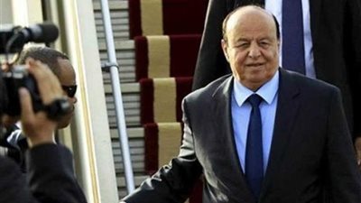 الرئيس اليمني يصل إلى شرم الشيخ للمشاركة في القمة العربية الأوروبية