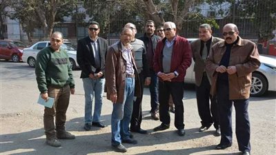 محافظ الجيزة يوقع غرامة على منشأة تجارية لرش الشارع بالمياه