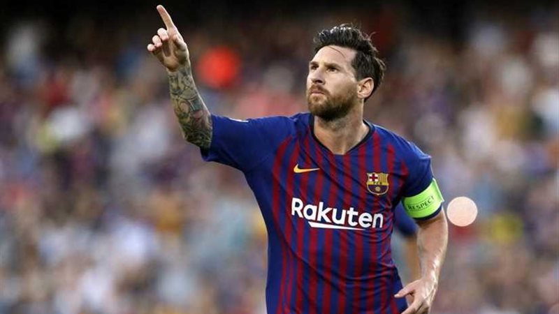 ميسي يقود برشلونة