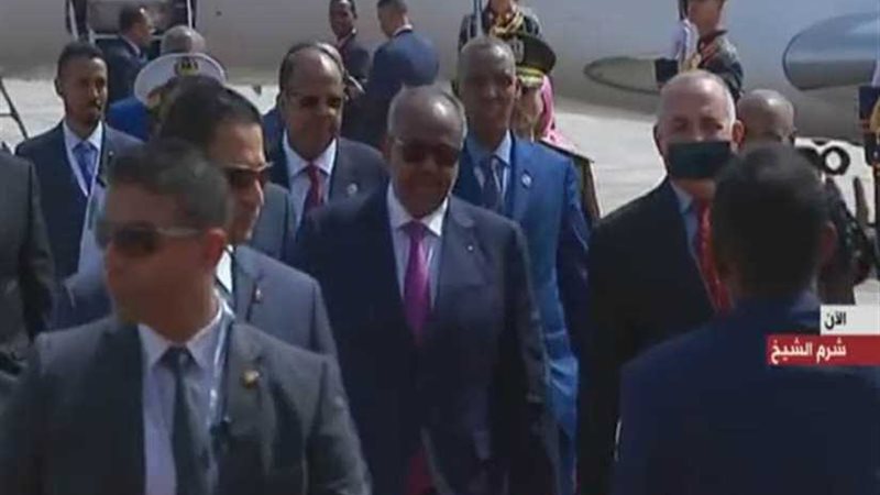 رئيس جيبوتي يصل شرم