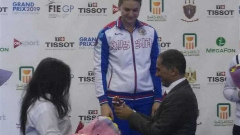 روسية وكوري يفوزان