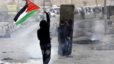 إصابة 3 فلسطينيين برصاص الاحتلال بـ