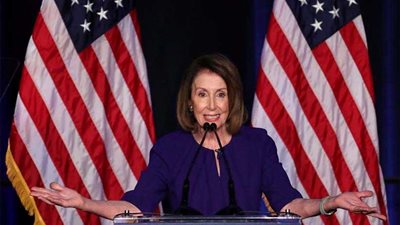 بيلوسي: الكونجرس يستعد لإصدار تشريع لإلغاء إعلان ترامب حالة الطوارىء