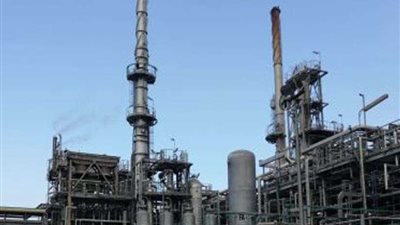 البيئة .. ربط مدخنتى شركة زيوت بالإسكندرية بمنظومة الرصد الإلكترونى للانبعاثات