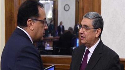 رئيس الوزراء يٌكلف وزير الكهرباء بالقيام بمهام وزير النقل مؤقتا