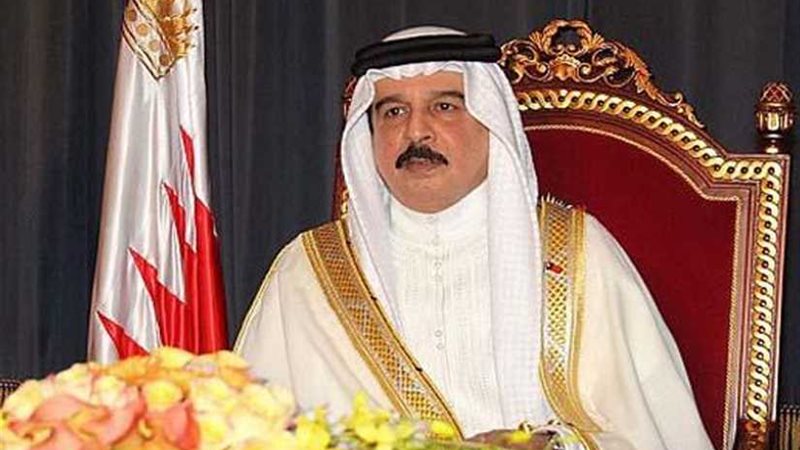 العاهل البحريني يعزي
