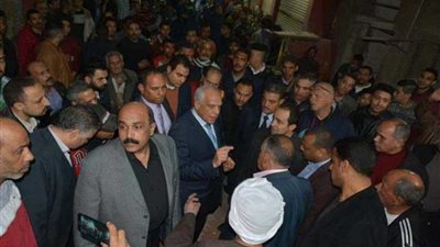 محافظ الجيزة يتفقد العقارات المجاورة لعقار بولاق الدكرور المنهار