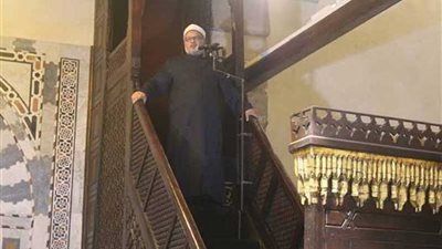 خطيب الجامع الأزهر: التراحم والمودة يسهم في بناء المجتمعات ويصنع قوتها