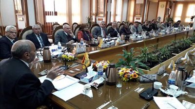 مكافأة 500 جنيه لأعضاء هيئة التدريس والعاملين بجامعة المنيا