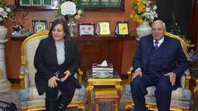 مني محرز تصل الدقهلية لوضع حجر أساس مركز التلقيح