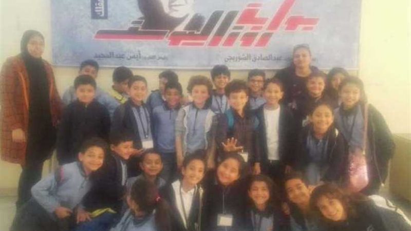 بالصور ..طلاب مدرسة