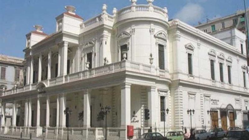 مناقشات ثقافية متنوعة