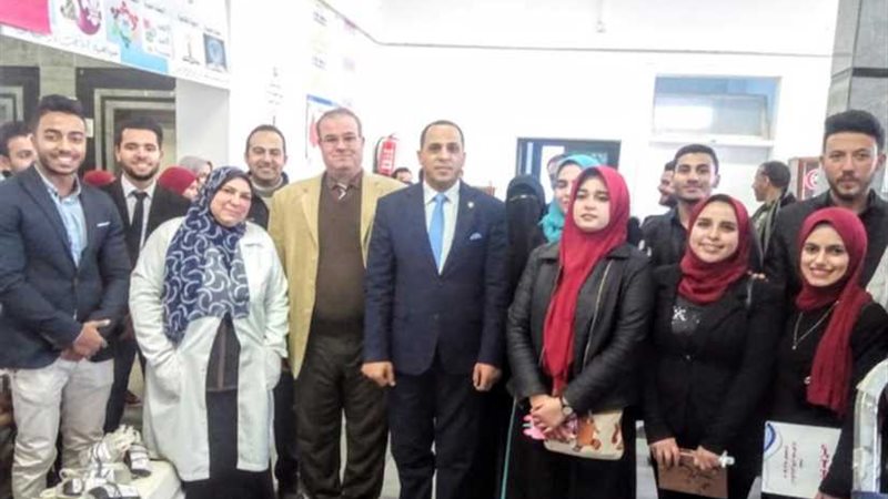 جامعة دمنهور: تنظم