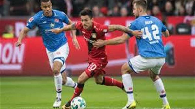 بايرليفركوزن يفوز