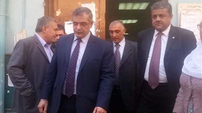 400 مشارك في 34 مسابقة بالنشاط الطلابي بكلية الطب ببنها