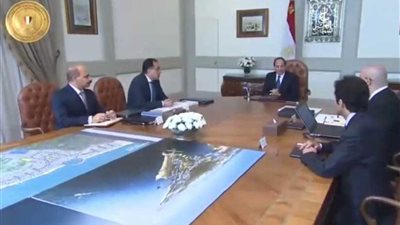 المتحدث الرئاسي ينشر فيديو لمتابعة الرئيس السيسي للحالة الصحية لمصابي محطة مصر