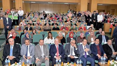 افتتاح مؤتمر 