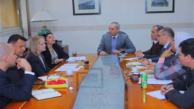 وفد البنك الأوروبي يبحث تنمية السكك الحديد والمترو