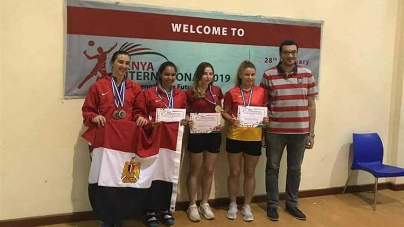 فضيتان وبرونزيتان