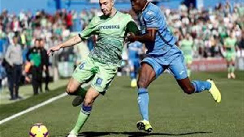 خيتافي يفوز على ريال