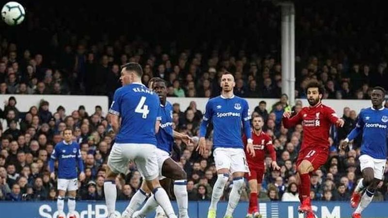 ليفربول يفقد صدارة