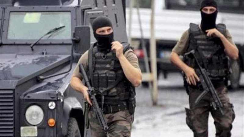 ألمانيا تجرد الإرهابيين