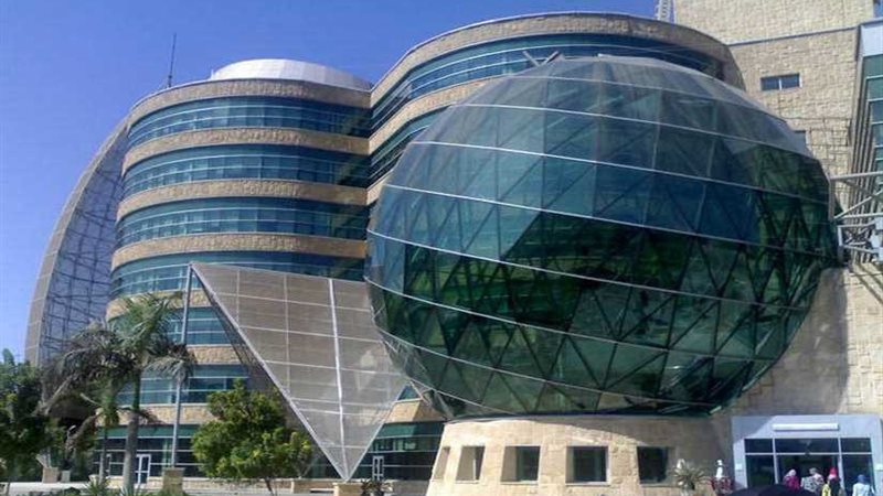 57357 يشارك بـ72