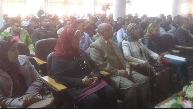 طلاب قناة السويس