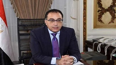 رئيس الوزراء يترأس اجتماع لجنة تقنين أوضاع الكنائس