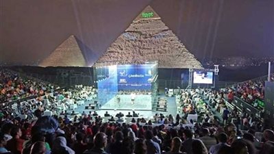 مصر تنظم بطولة العالم لسيدات الاسكواش تحت سفح الأهرامات